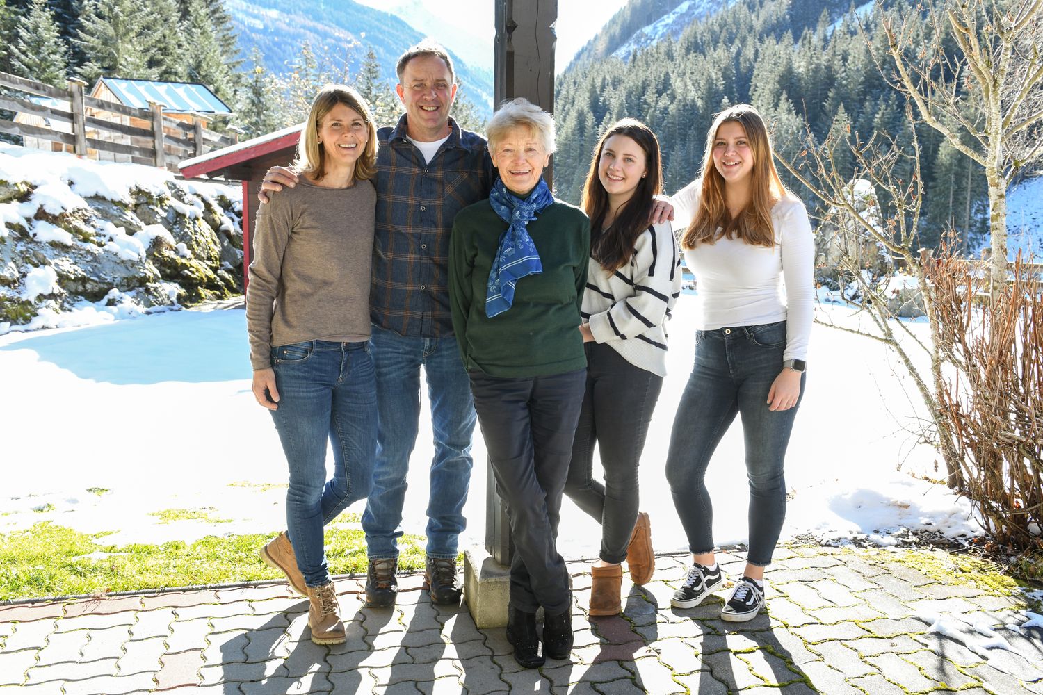 Familie4 1500x1000