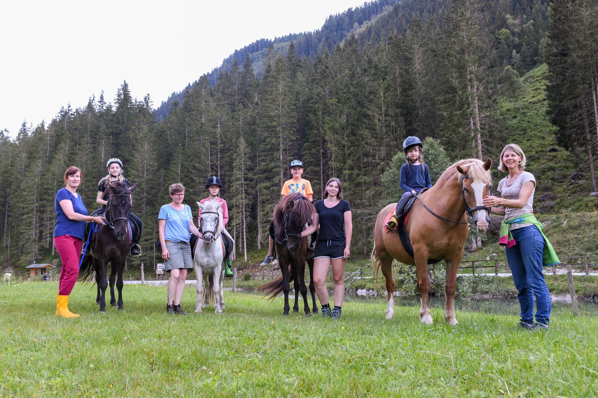 Horse riding in Preuneggtal